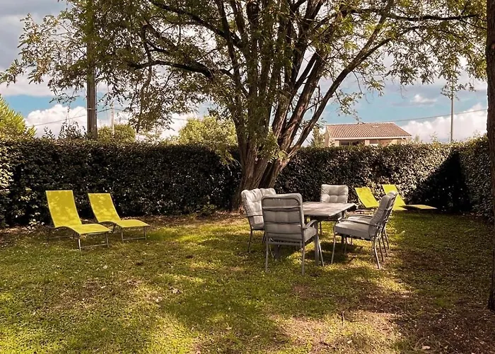 Escapade Gujanaise Jardin Et à Portée